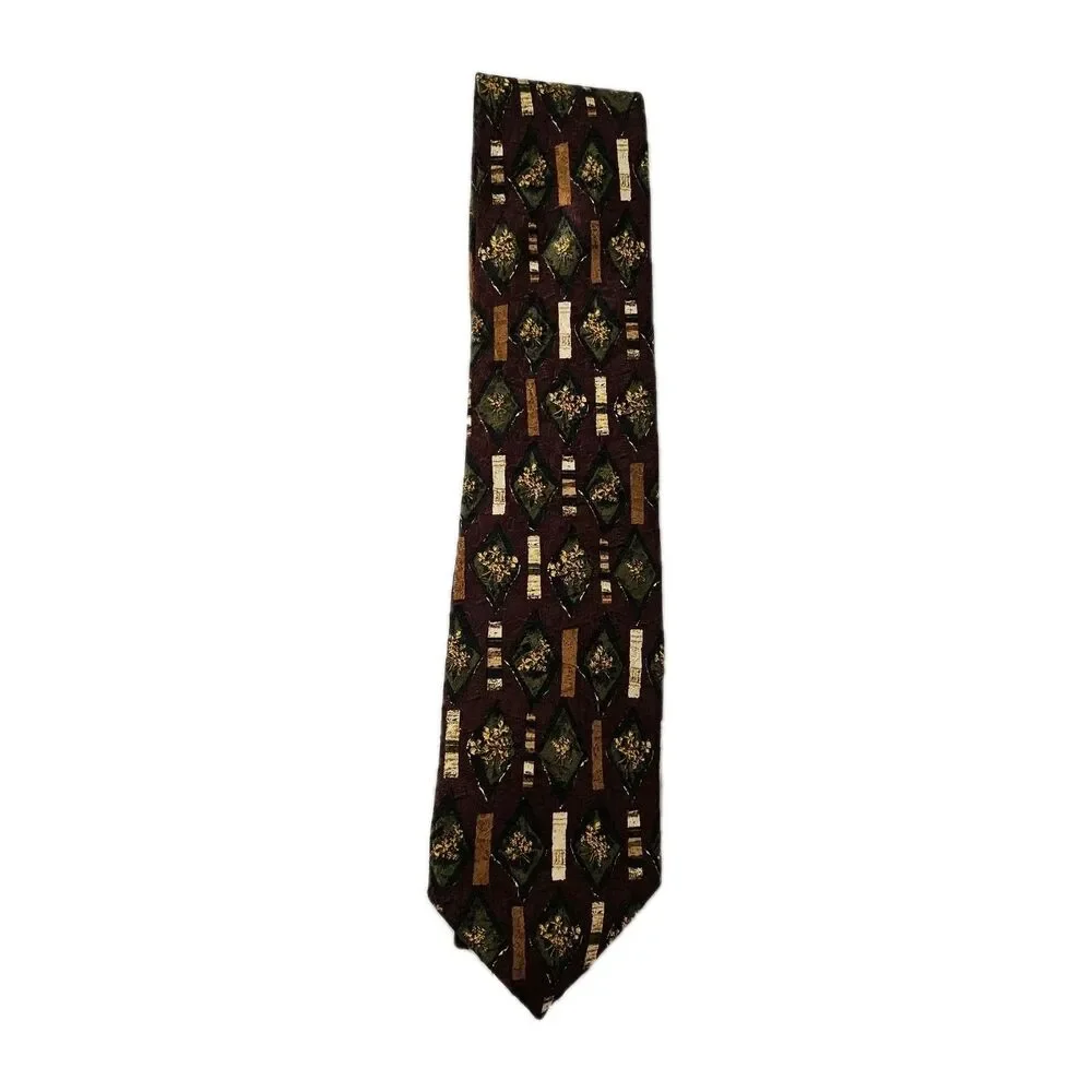 Ermenegildo Zegna Mens Silk Necktie Burgundy Geometric Pattern Tie Made in Italy